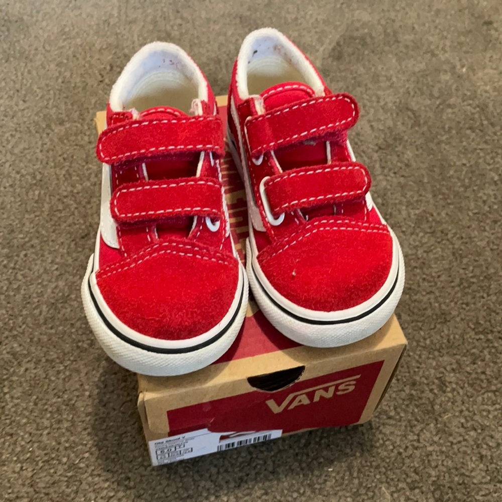 Vans! red! Velcro! 6c